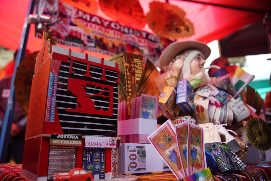 Feria de la Alasita en El Alto prevé mover más de Bs 40 millones este año