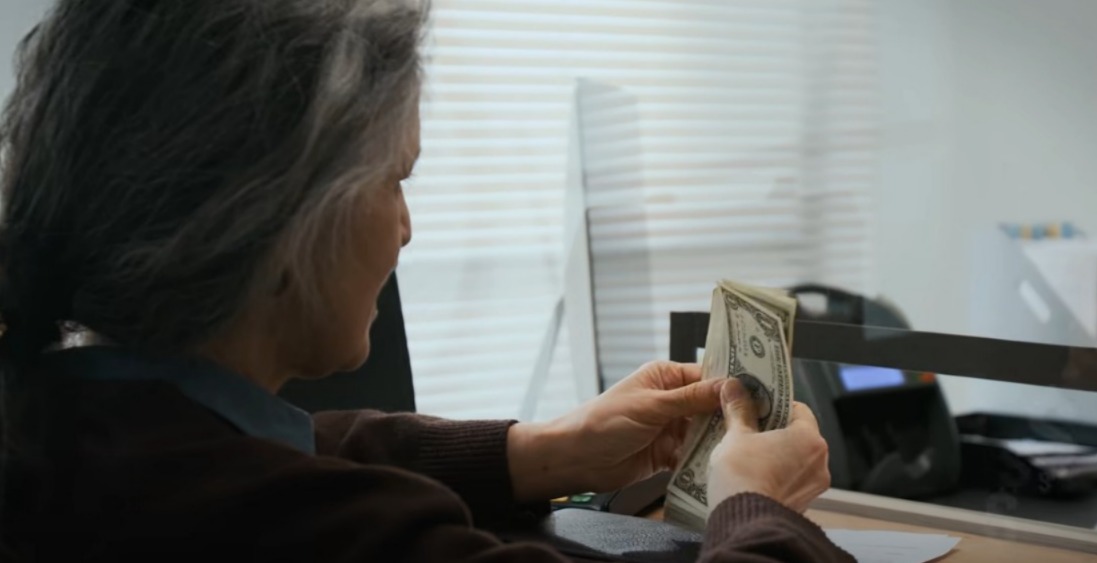 Dólar paralelo cae tras posibilidad de retiro de hasta $us 1.000 de la banca