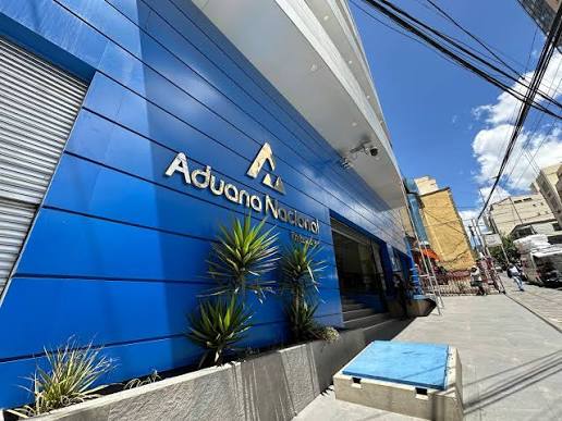 Se restablece el tránsito en la ruta internacional de acceso al puerto chileno de Arica