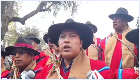 El ejecutivo provincial de Ponchos Rojos de la Provincia Omasuyos, Enrique Mamani. Foto: RRSS 