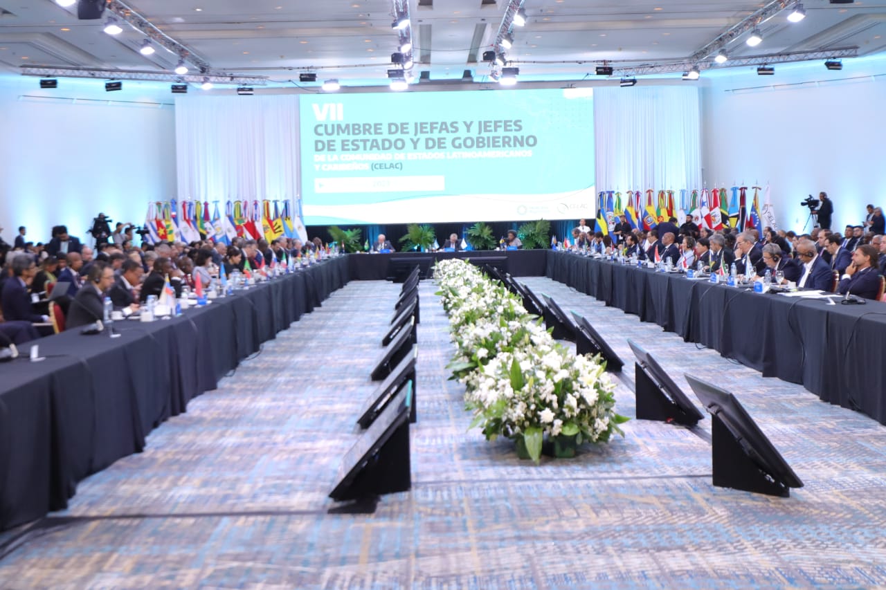 Presidente de Bolivia expresa en la Celac “consternación” por la situación en Perú