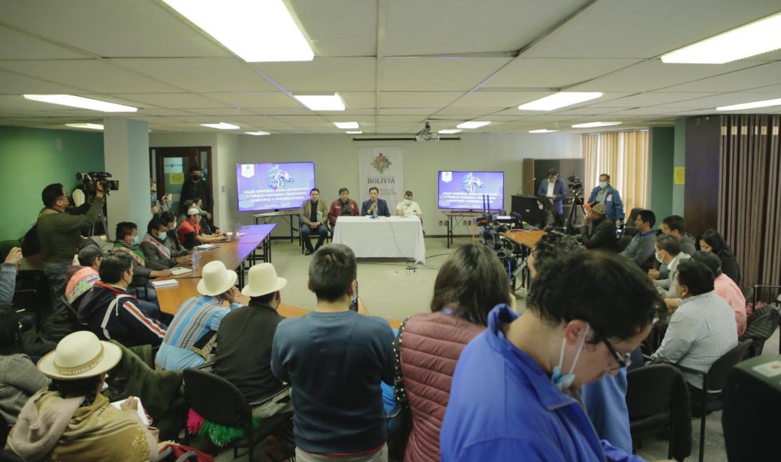 Hospitales móviles y médicos llegarán a comunidades indígenas de todo el país