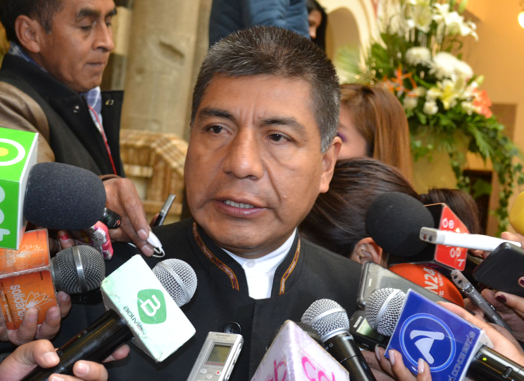 Bancada parlamentaria potosina acusa al excanciller Fernando Huanacuni de representar a la china Fusion Enertech para explotar el litio de Uynuni