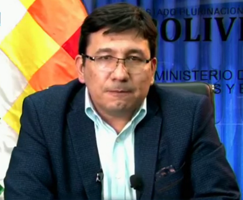 Molina en foro: Reserva de 21 millones de t de litio en Uyuni se aumentará con la cuantificación en otros salares de Bolivia 