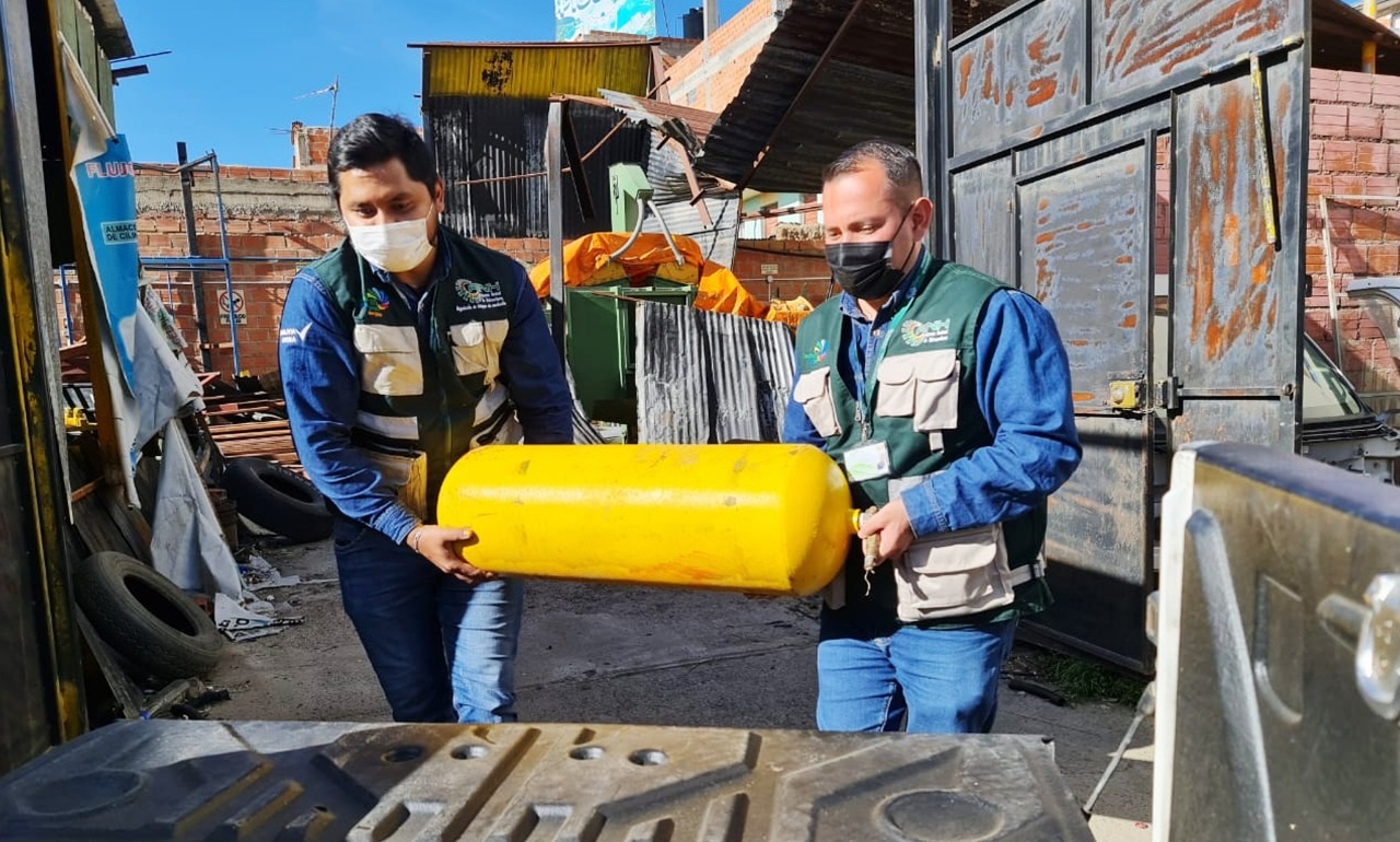 ANH interviene talleres clandestinos de conversión a GNV en El Alto