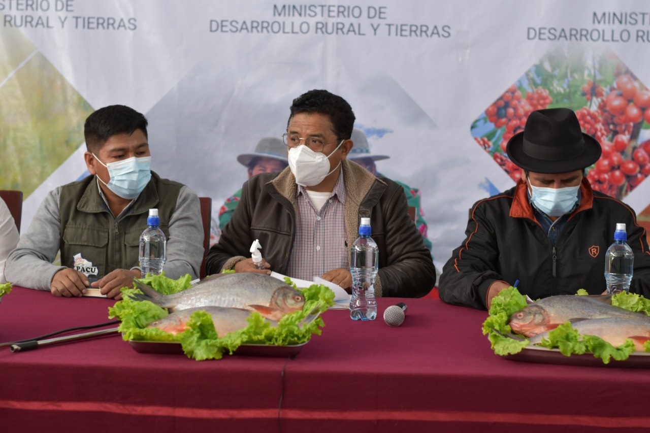 Ministerio invita a la “8va Feria del Pescado” que se desarrollará en la plaza Villarroel de La Paz