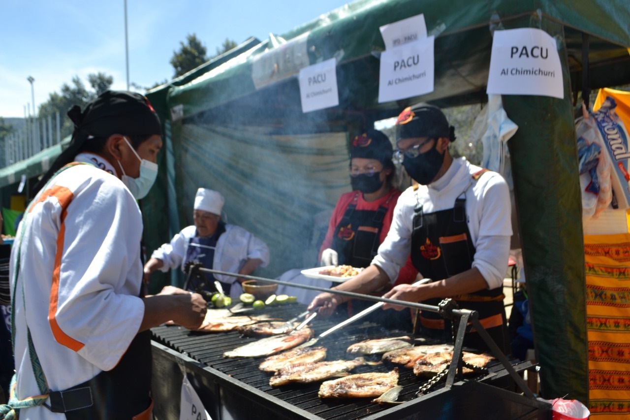 La Paz: Feria del pescado promueve alianzas estratégicas entre productores y empresarios gastronómicos