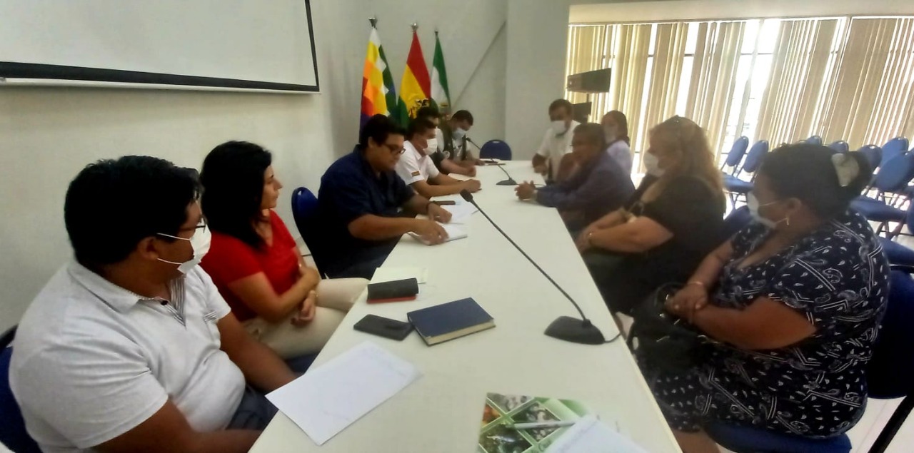 Senasag acuerda agilizar toma de muestra de pescados importados por Semana Santa