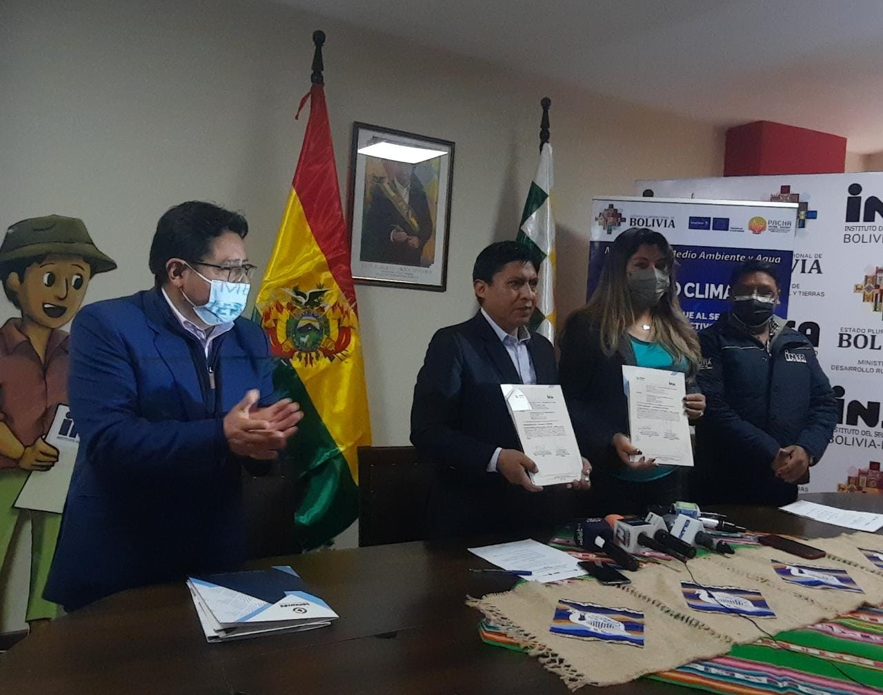 INSA y Senhami firman convenio para evitar pérdidas en la producción agrícola