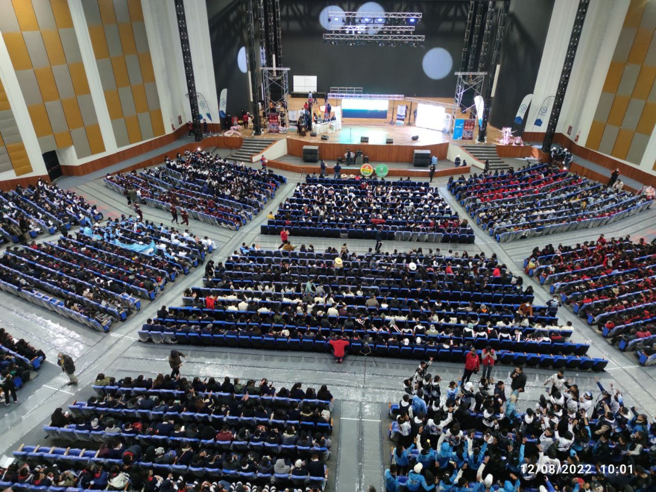 YLB socializa la industrialización del litio con estudiantes de secundaria de Oruro