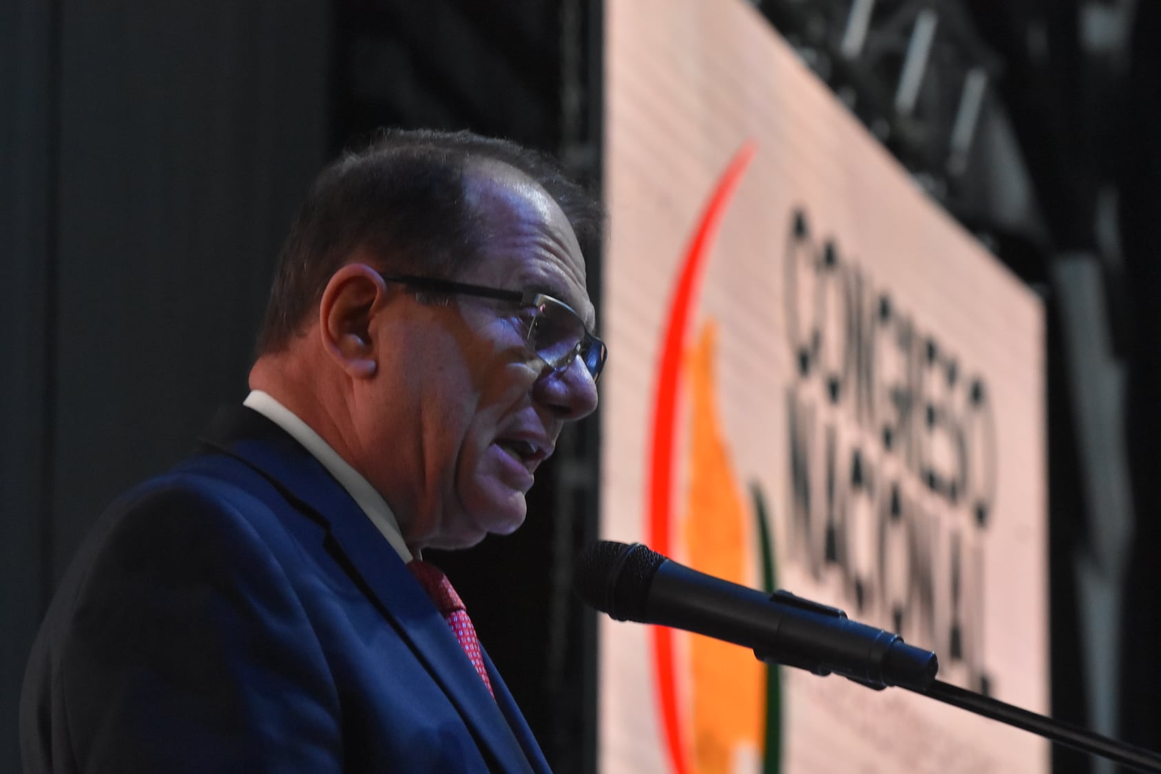 Confederación de Empresarios: Cívicos cruceños van por un lado y la Fexpocruz por otro