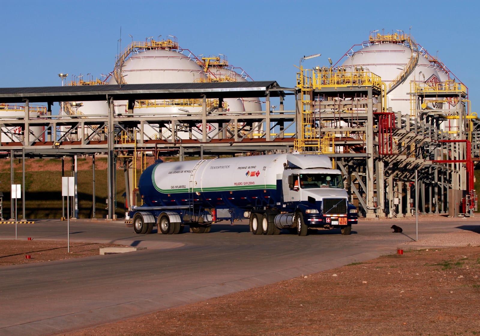 YPFB genera 46,9 millones de dólares por ingresos en venta de GLP a Brasil, Paraguay y Perú