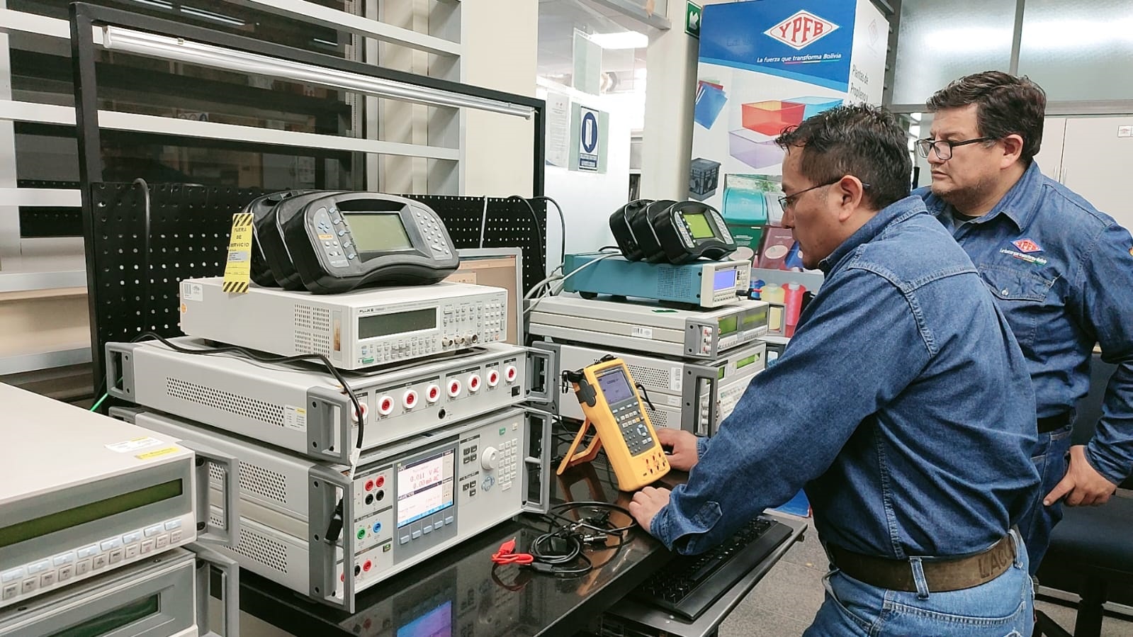 Laboratorio YPFB amplía sus servicios en cuatro áreas