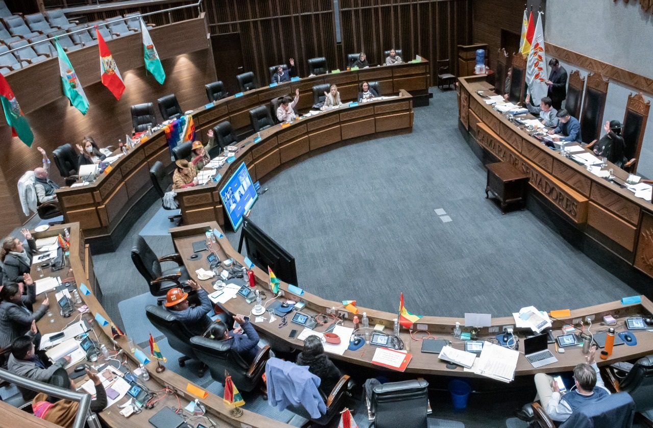 Senado aprueba norma que reduce multas para regularizar deudas tributarias