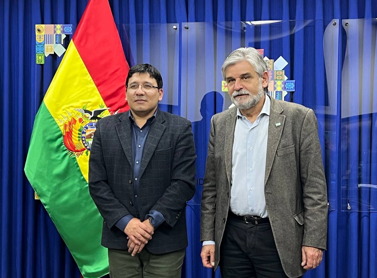 Bolivia y Argentina profundizan cooperación en materia de litio