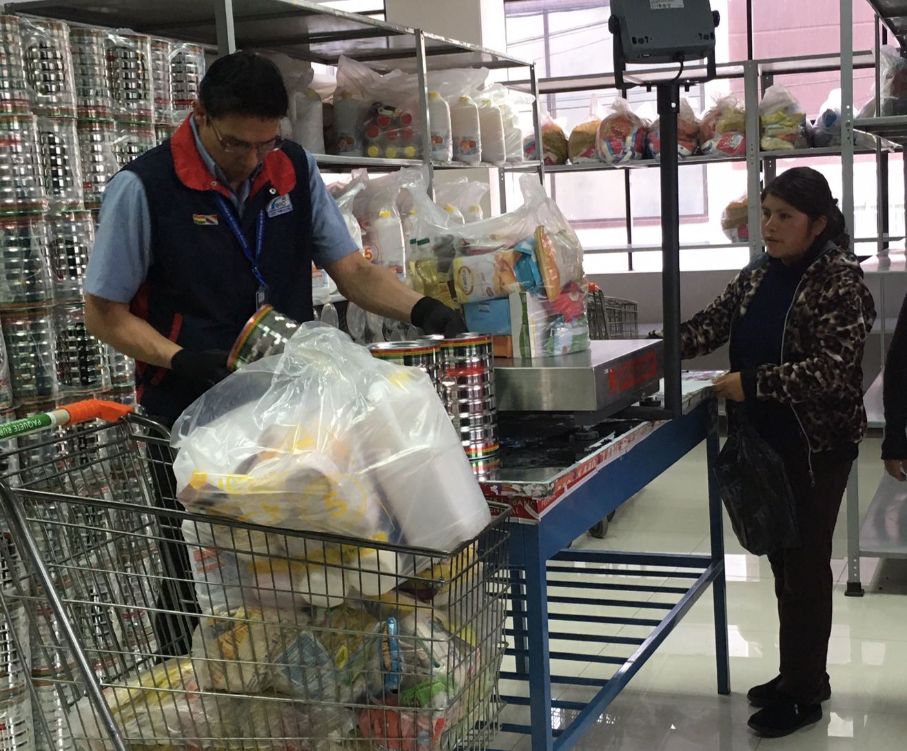 Denuncian que el subsidio de Bs 2.000 es revendido a Bs 500 y anuncian acciones en contra de quienes lo comercializan