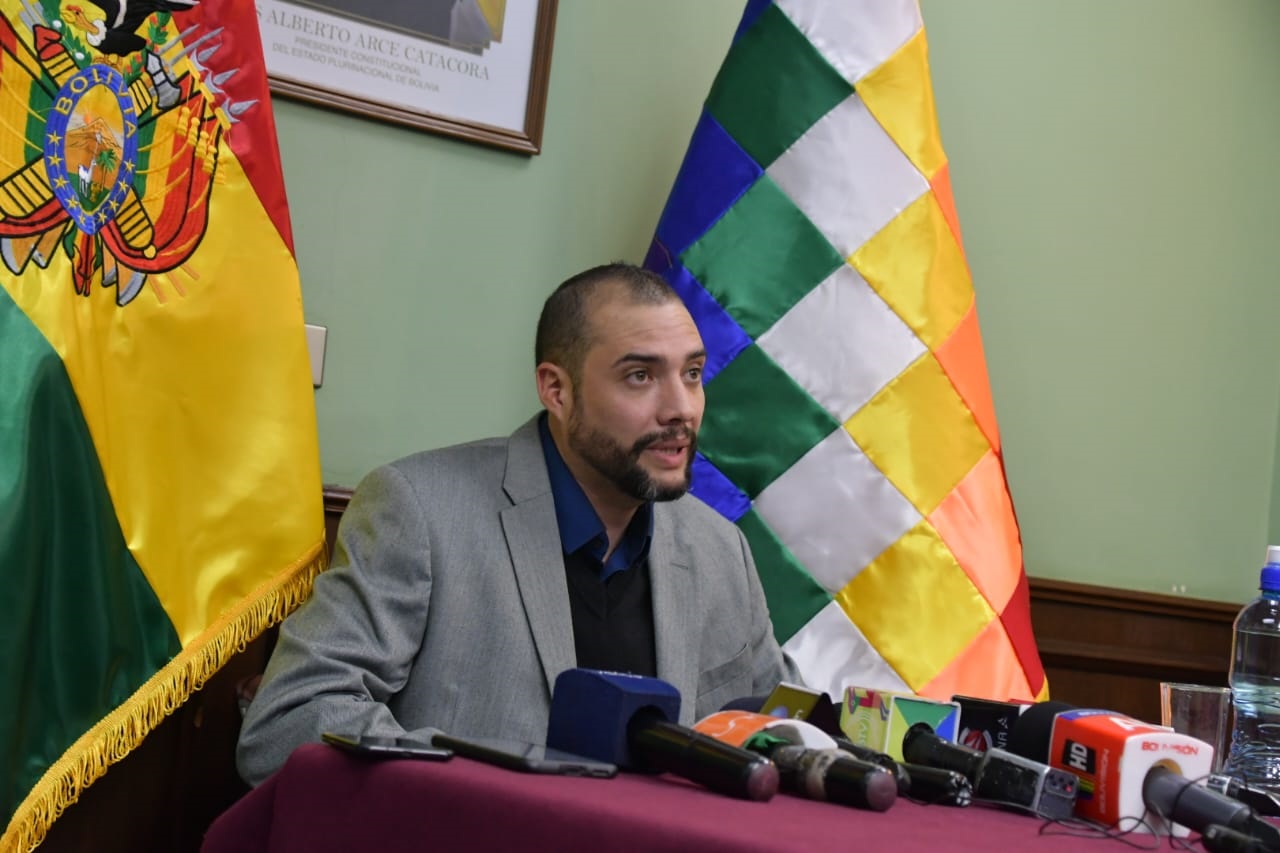 YLB reitera que no tiene ninguna relación contractual con la empresa CAMC