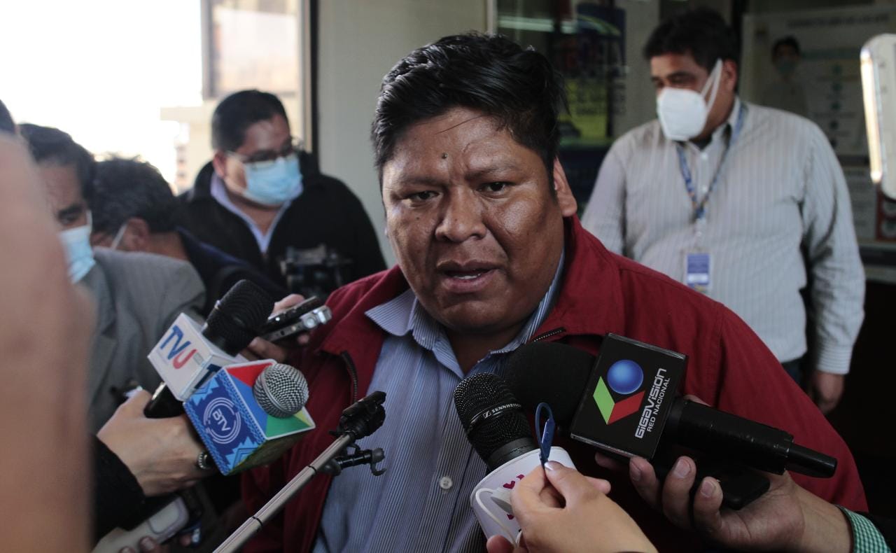 ABC anuncia inversión de más de Bs 3.000 millones para proyectos carreteros en La Paz