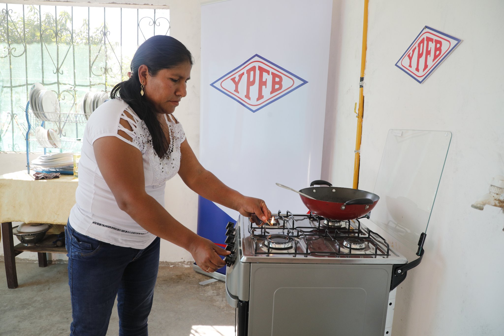 Gobierno prevé invertir Bs 400 millones para redes de gas en todo el país este año