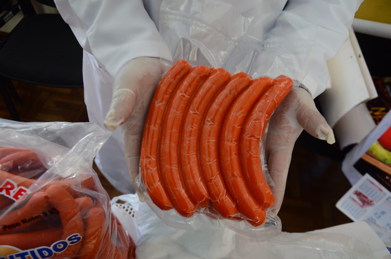 Viceministro Silva exhorta a consumir embutidos “hechos en Bolivia” en San Juan