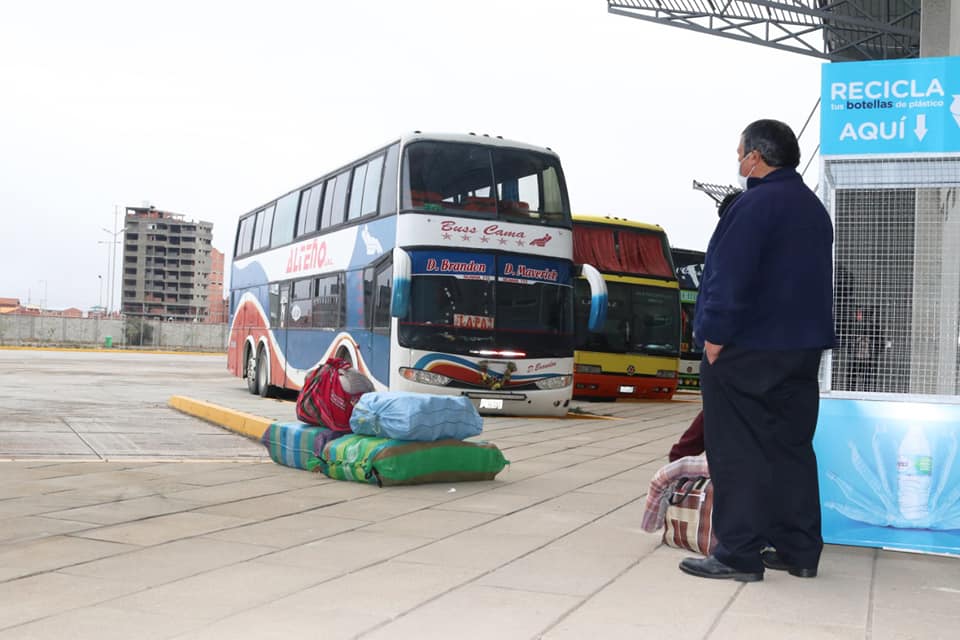 ATT controla el cumplimiento de la migración de transportistas a la nueva Terminal Metropolitana de El Alto