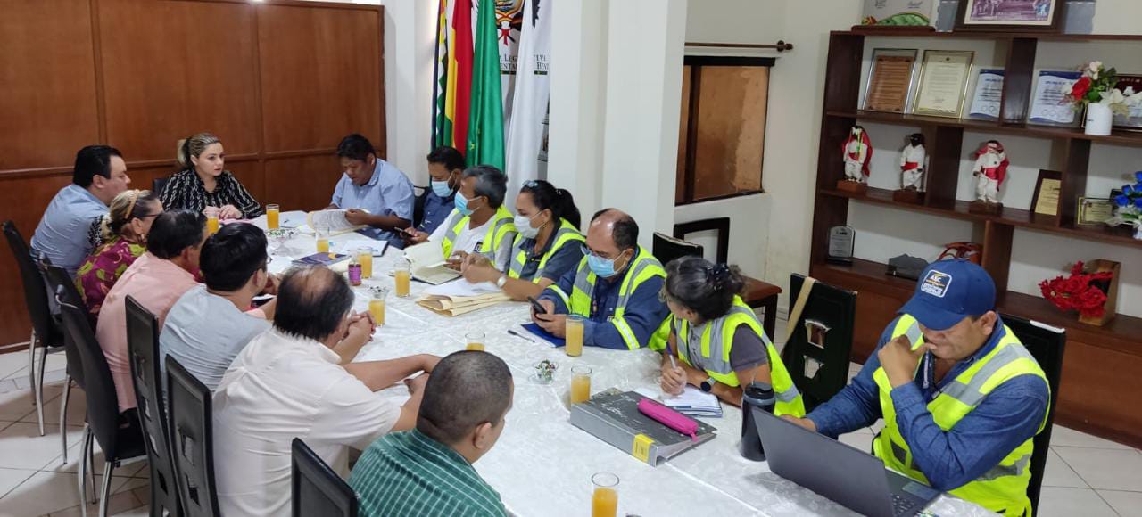 ABC: Gobernación de Beni compromete Bs 94 millones para proyectos carreteros