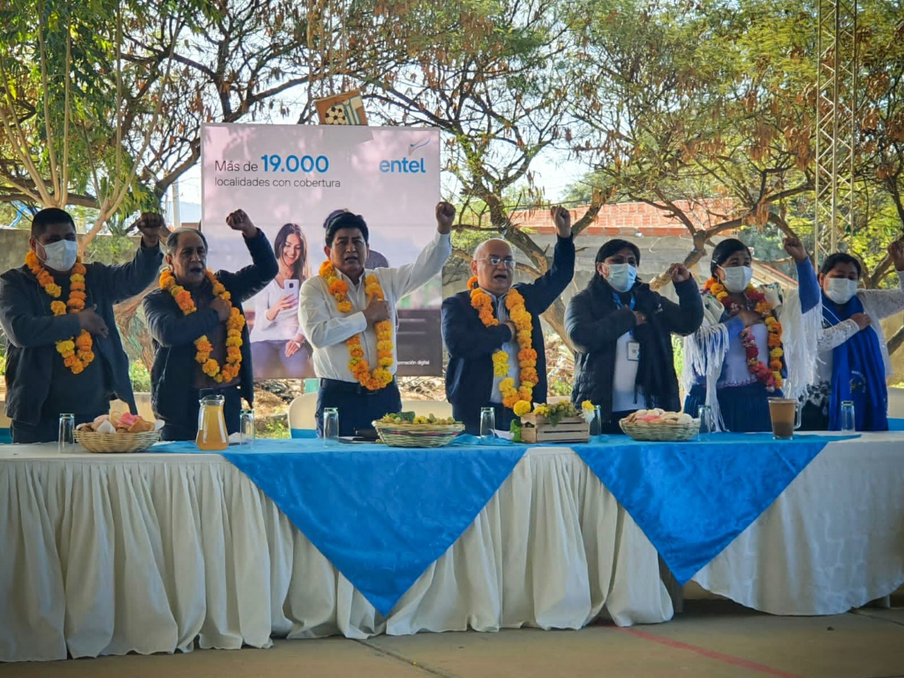 Fibra óptica de la nacionalizada Entel llega a Calamuchita-Tarija