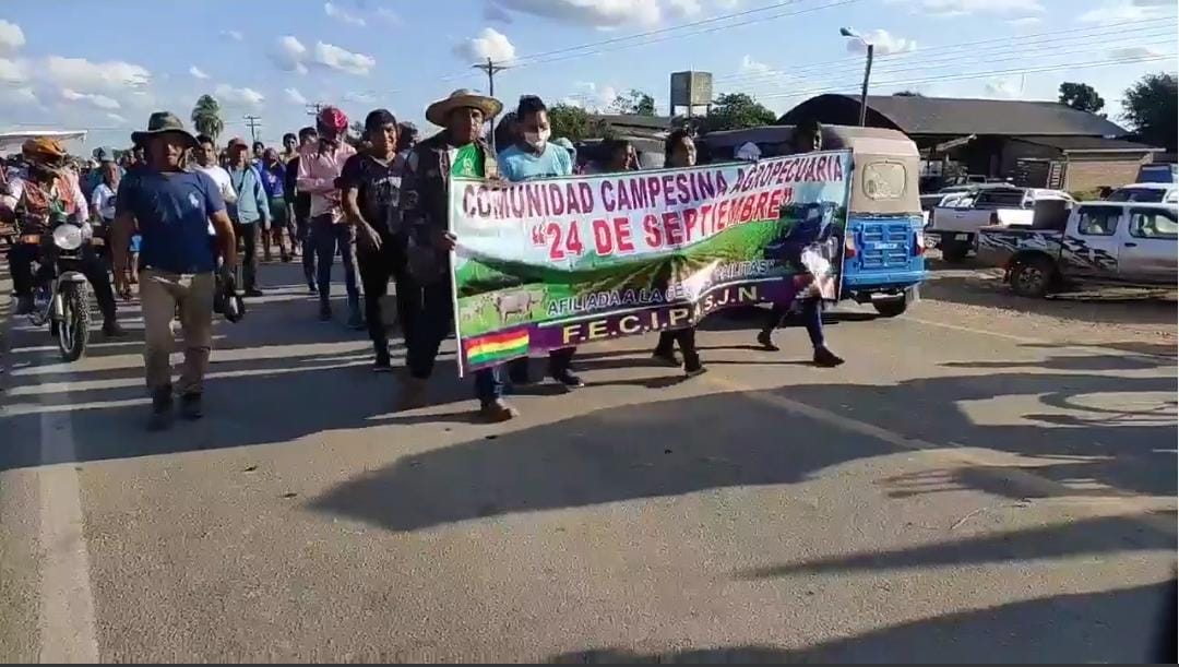 San Julián cumplirá bloqueo hasta reunirse con Camacho