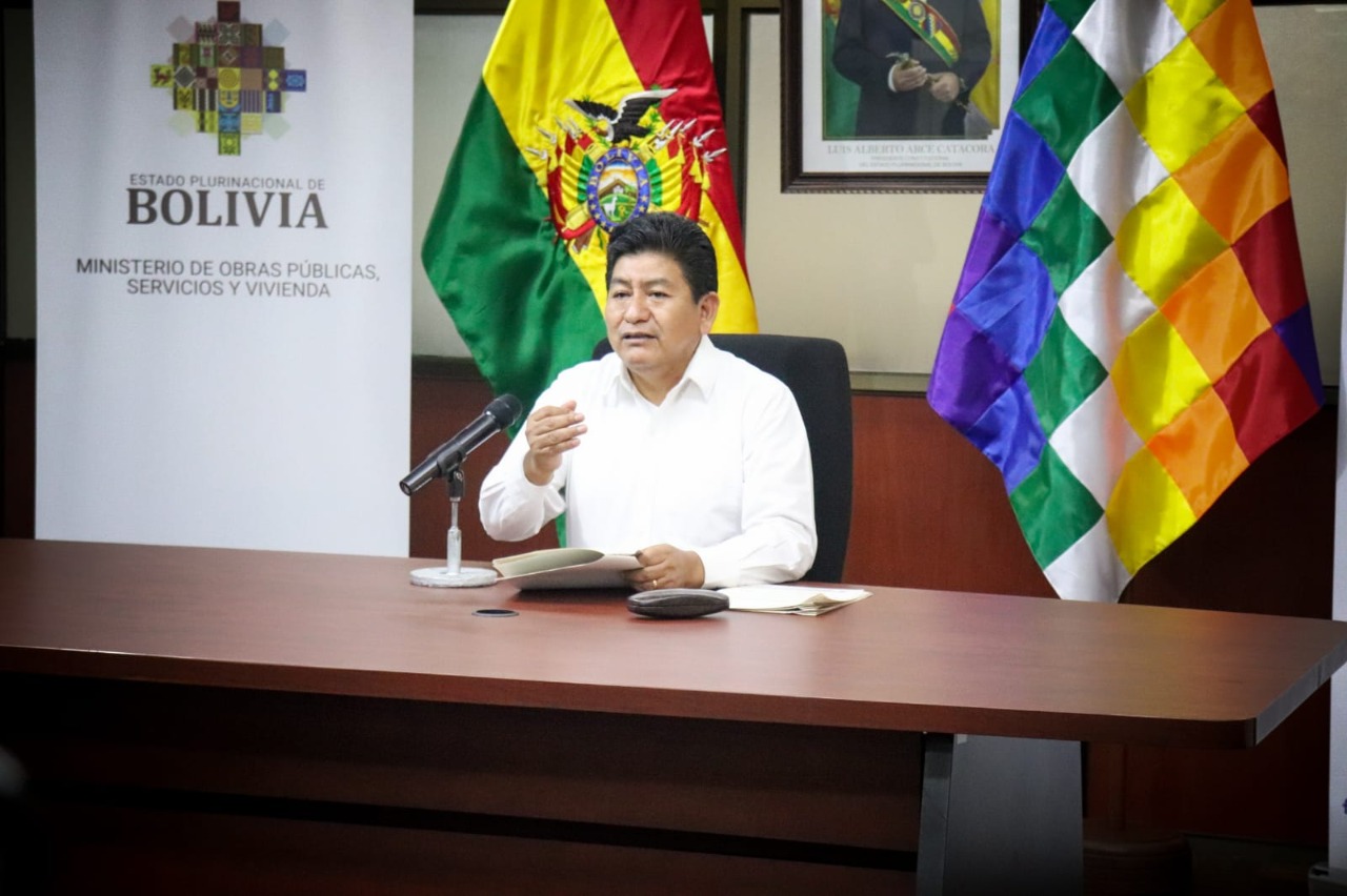 Montaño exhorta a dialogar a empresa china y sus trabajadores para no dificultar el paso en el tramo Boyuibe 