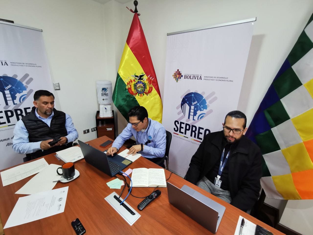 Cochabamba: Seprec capacita a auditores sobre realización de trámites en su plataforma virtual