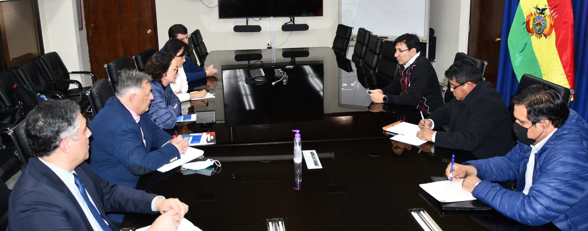 Bolivia fortalece regulación nuclear con misión de expertos de la OIEA