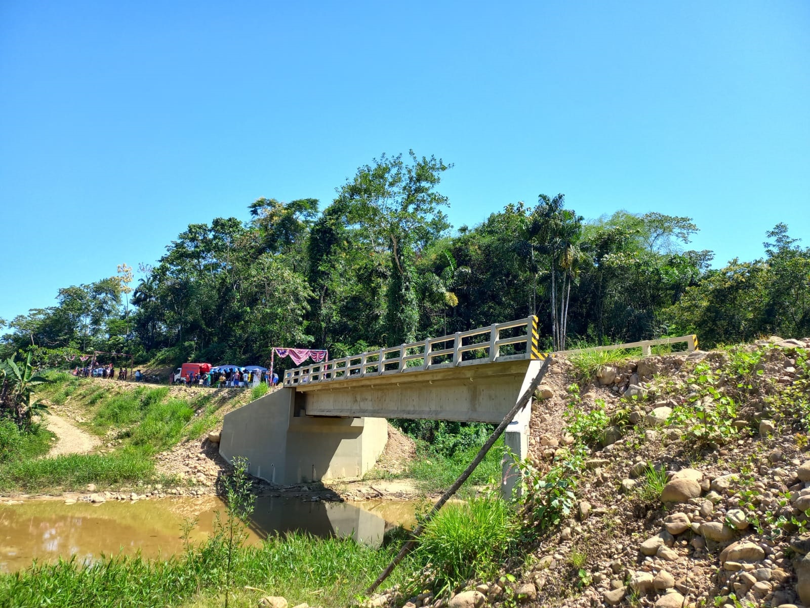 Gobierno invierte Bs 1,1 millones en un puente vehicular para apoyar reactivación productiva y económica en el Chapare