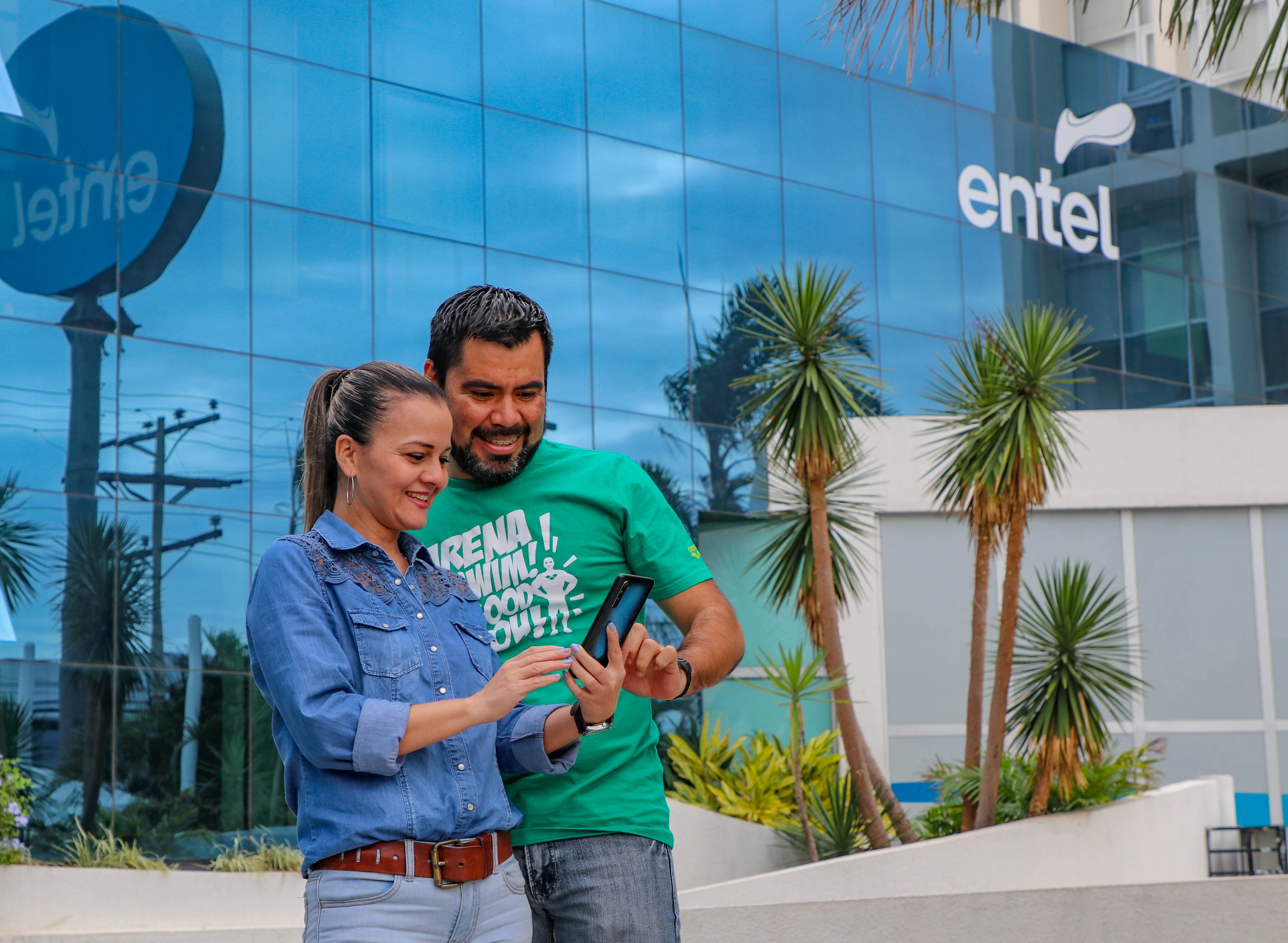 Encuesta sitúa a Entel como la mejor empresa estatal