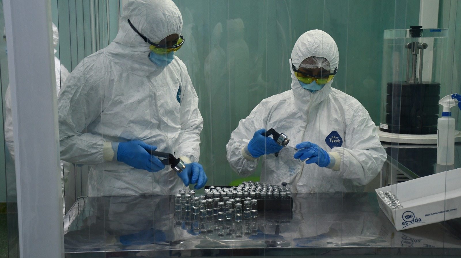 Covid-19: Salud vigila capacidad de contagio de variante kraken en Bolivia y asegura que vacunas son efectivas