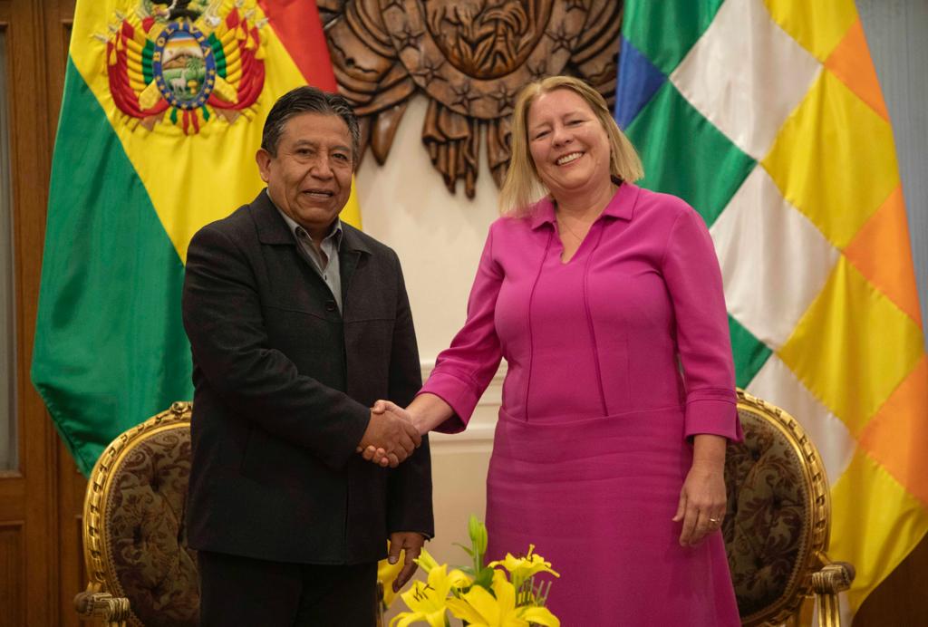 Países Bajos se suma a México y anuncia que retirará la objeción boliviana para la desclasificación de la hoja de coca de la Convención de 1961