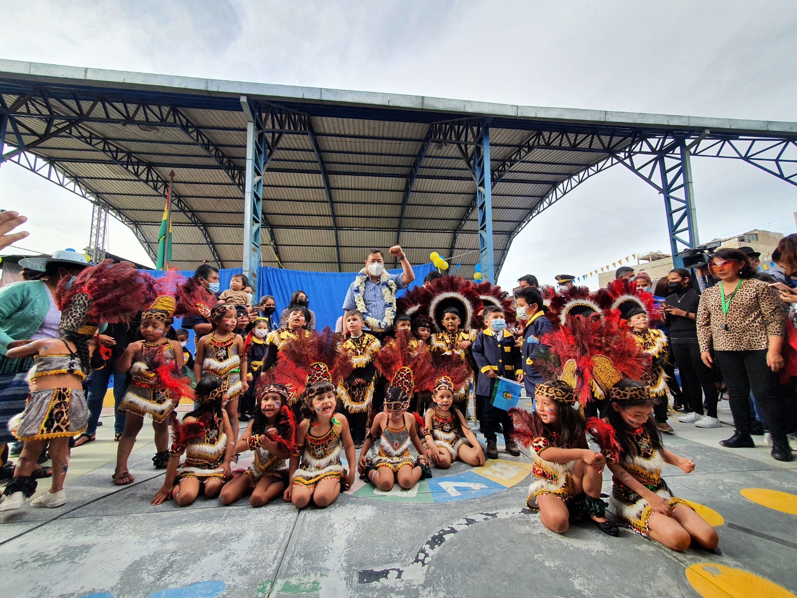Presidente inaugura moderna infraestructura para la Unidad Educativa “Canata” de la zona sur de Cochabamba