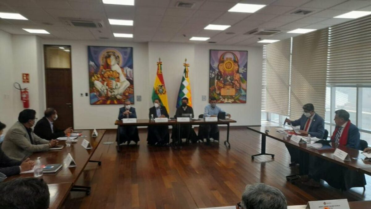 Universidades valoraron convocatoria del presidente Arce para un diálogo institucional académico