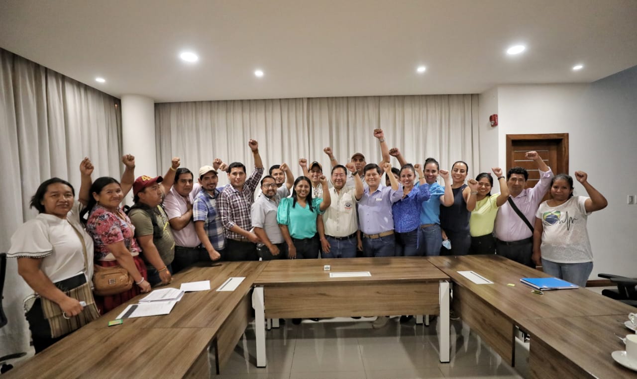 Arce se reúne con asambleístas y coordina la continuidad de la reconstrucción económica de Santa Cruz