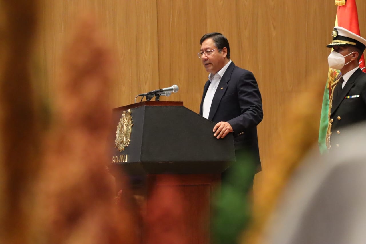 Presidente destaca trabajo para mejorar condiciones de vida de nacionales en el exterior