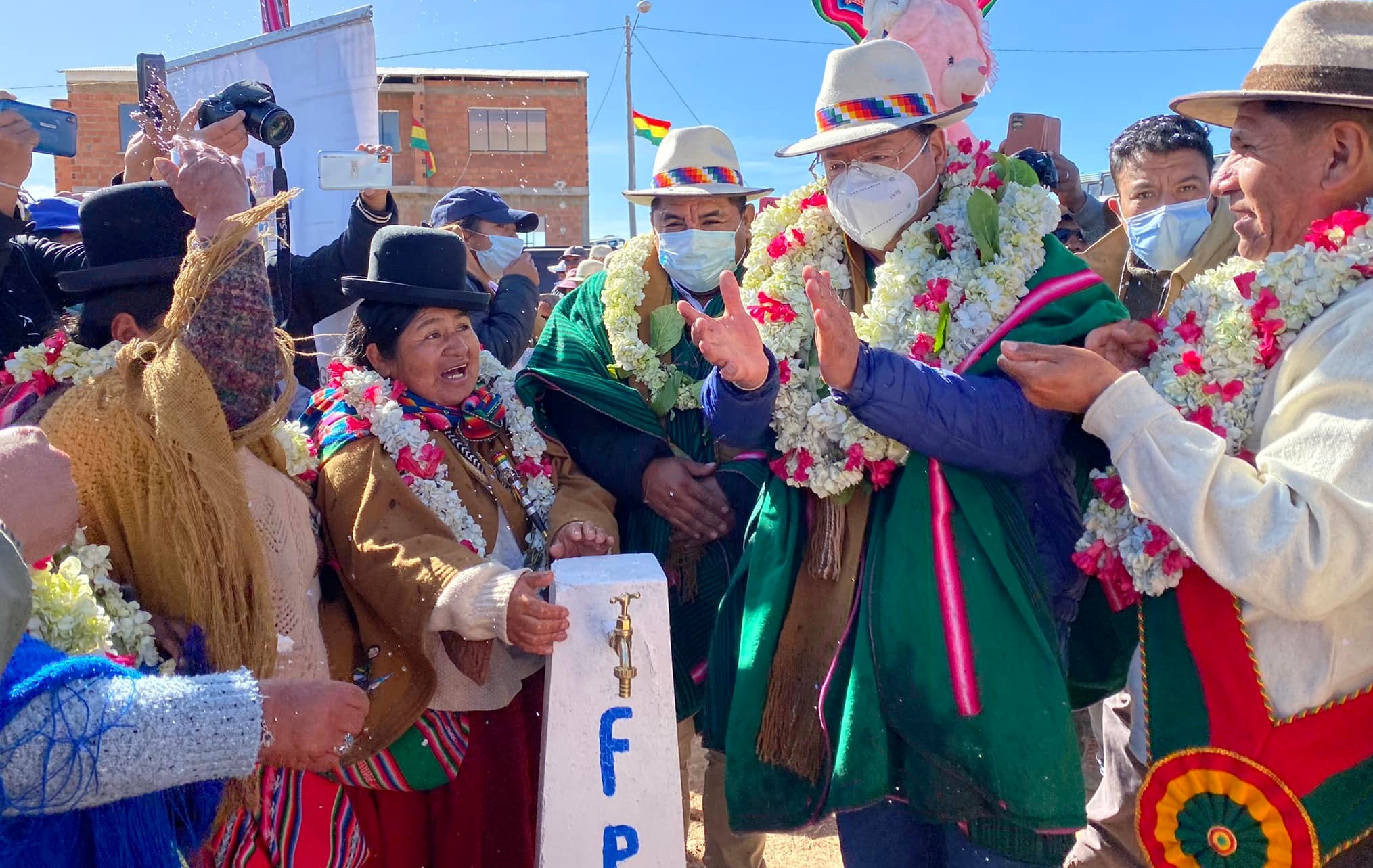 Presidente entrega sistema de agua potable a Santiago de Callapa en La Paz que demandó más de Bs 3,7 millones de inversión