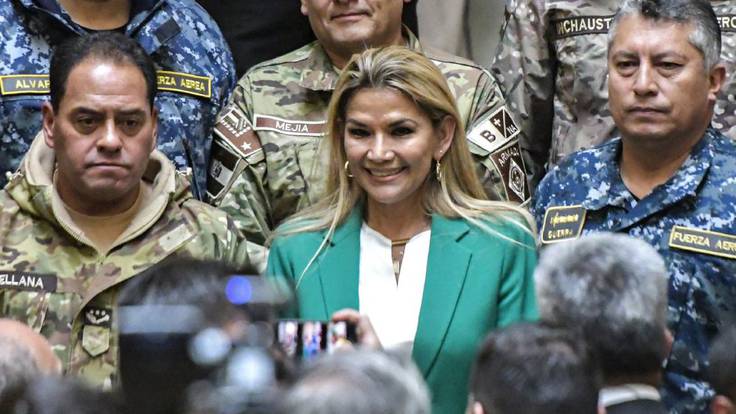 Vocero: Jeanine Áñez se apoyó en el poder y la protección de la Policía y las FFAA