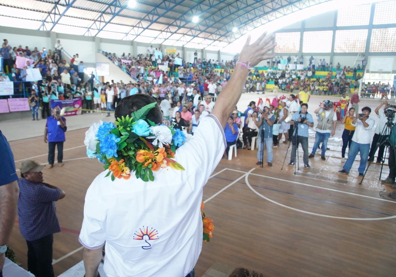 Gobierno entrega cuatro grandes obras en Baures