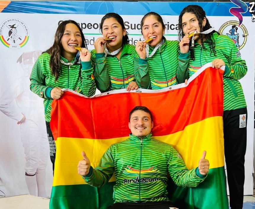Presidente destaca a equipo femenino que obtuvo oro en el Sudamericano de Esgrima