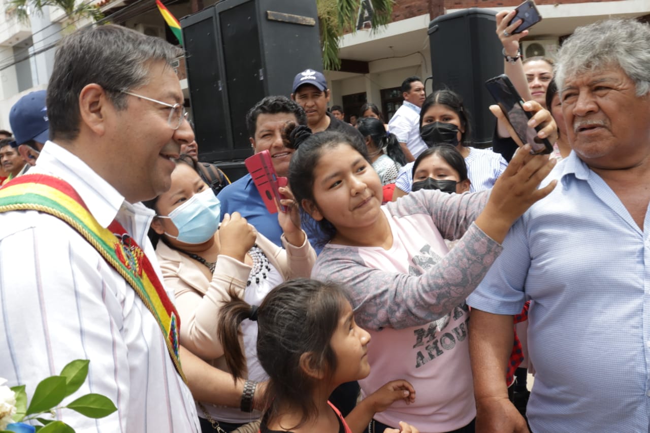 Presidente ofrece a productores apoyo para “recuperar el tiempo perdido” por el paro en Santa Cruz