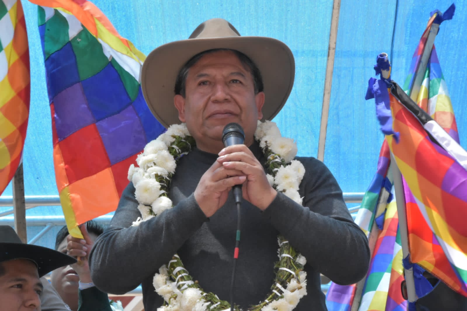 Vicepresidente a golpistas: No se equivoquen, el pueblo despertó