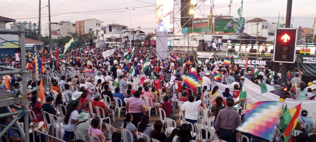 Ejecutiva de las Bartolinas a Calvo: Si se cree cruceño, ame a Santa Cruz y deje que siga el progreso