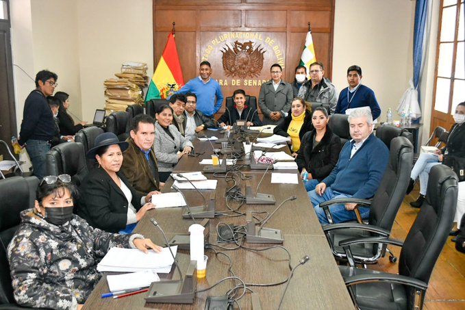 Concluyen etapa de revisión de documentos y habilitan a 84 aspirantes a Defensor del Pueblo