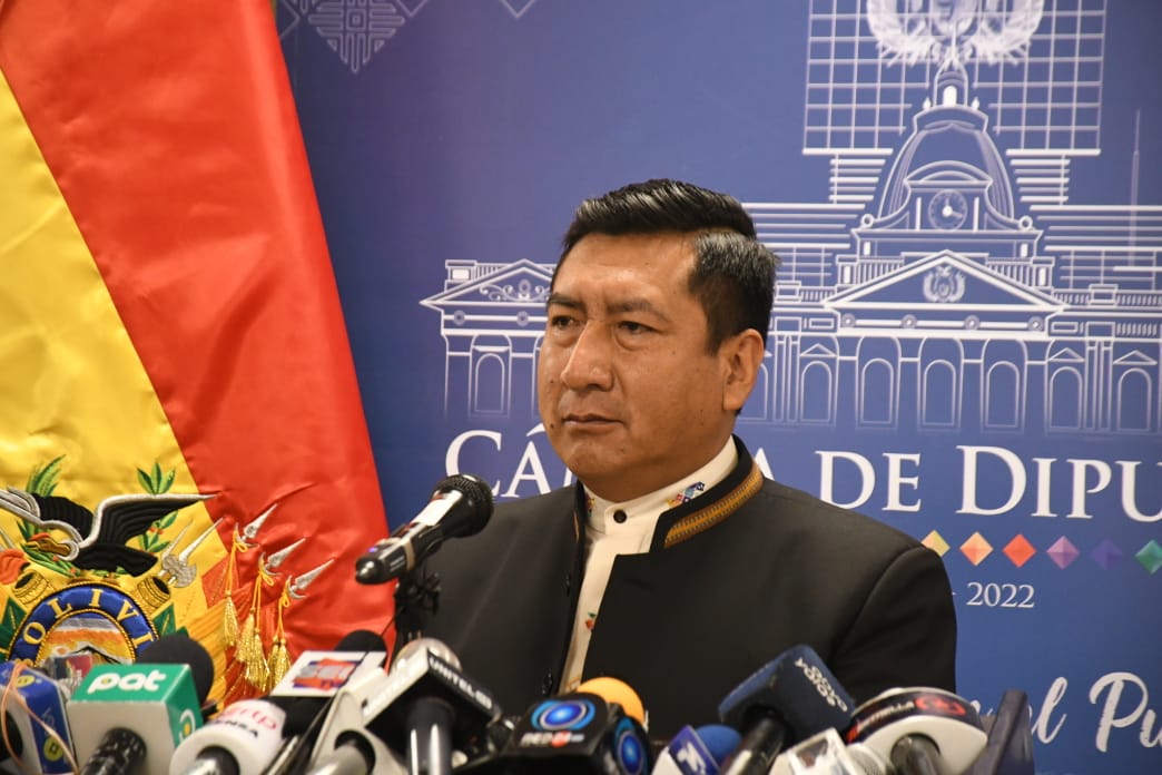 Presidente de Diputados denuncia que oposición aplicó control dictatorial y fascista para trabar elección del Defensor