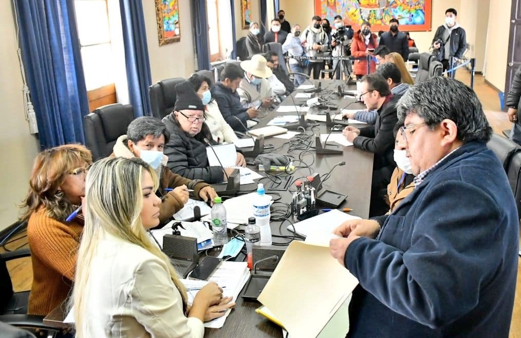 Asamblea inicia este lunes la verificación de requisitos de los postulantes a Contralor