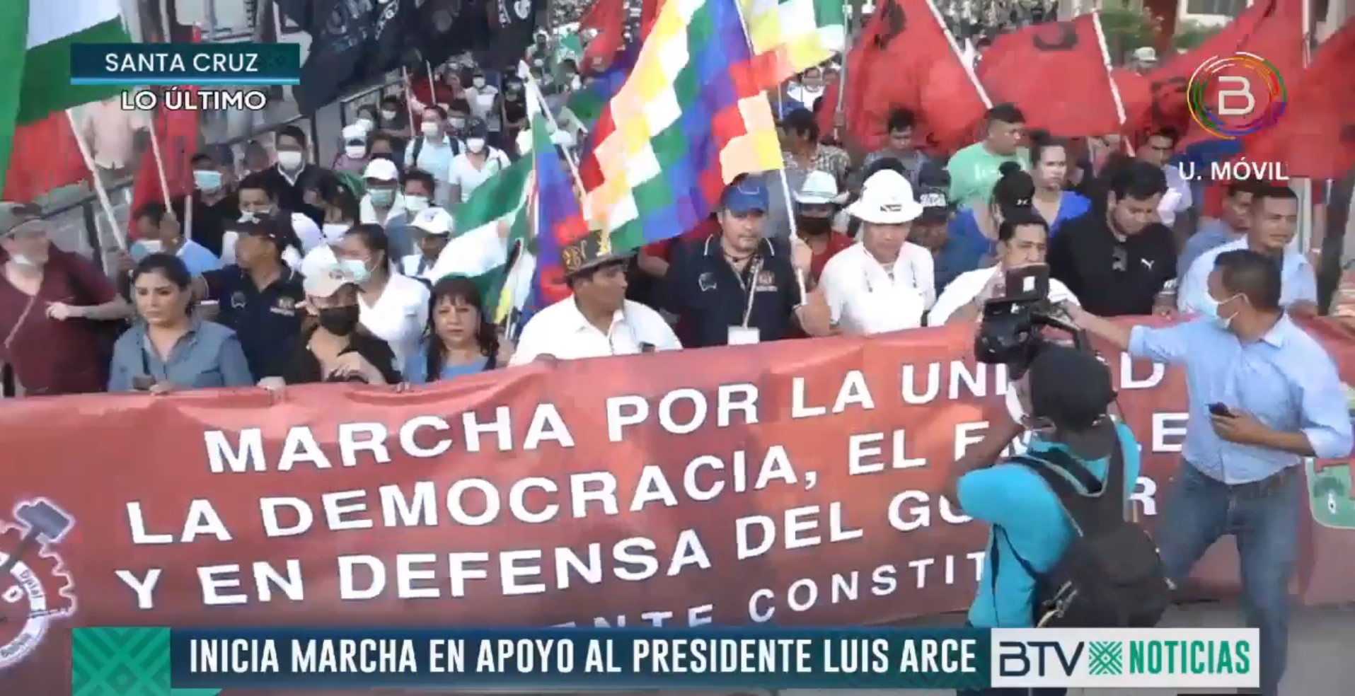 Organizaciones sociales de Santa Cruz marchan en defensa del Gobierno